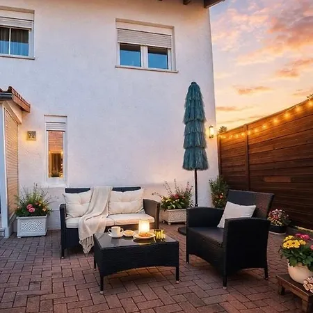Ein Charmantes Dorfhaus In Ruhiger Lage Hefersweiler