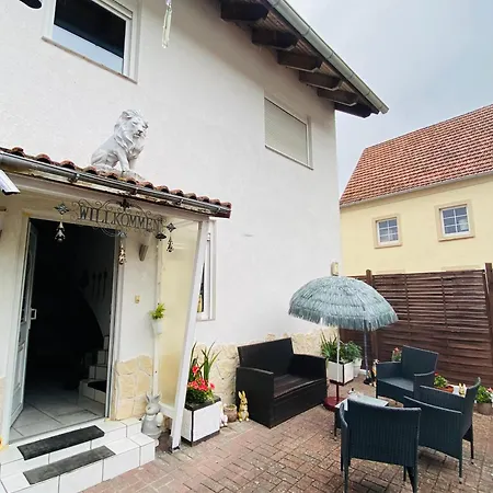 Ein Charmantes Dorfhaus In Ruhiger Lage Privatunterkunft
