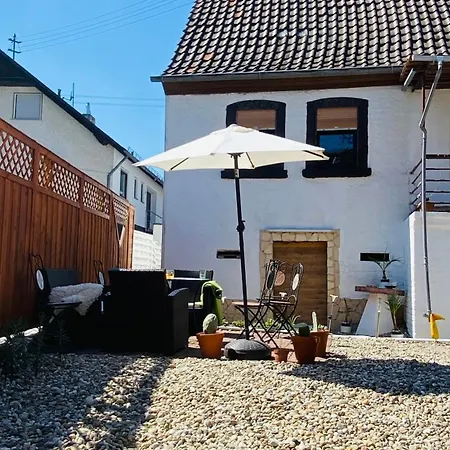 Privatunterkunft Ein Charmantes Dorfhaus In Ruhiger Lage Hefersweiler
