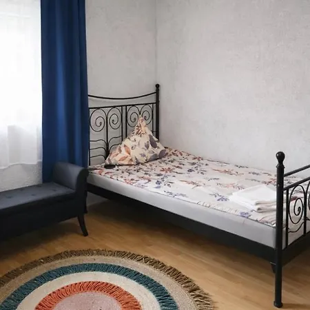 Ein Charmantes Dorfhaus In Ruhiger Lage Privatunterkunft Hefersweiler